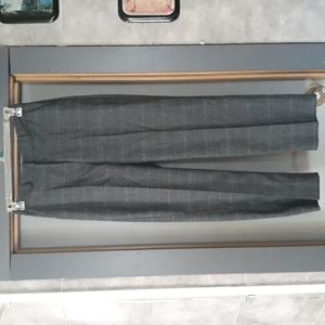Slacks Sz 10 New Without Tags. Wth Pattern